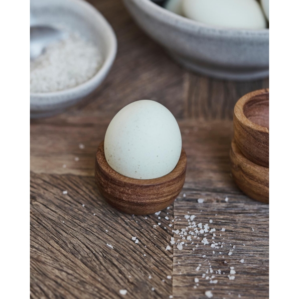 Eggholder, Natur