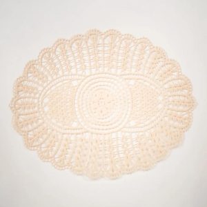 Bordbrikke, Heklet, 45 x 35 cm