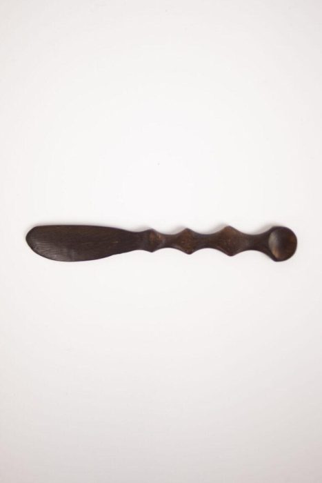 Smørekniv, Mørkebrun