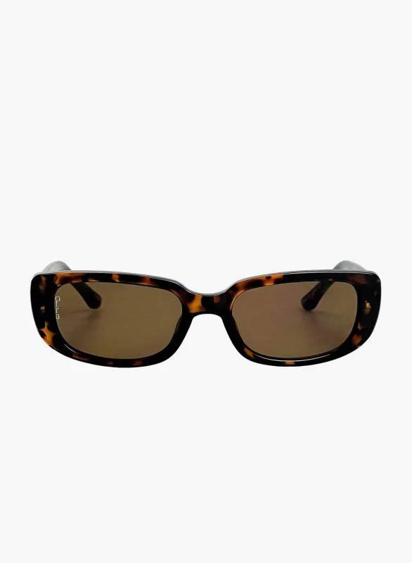 Backstreet, Tort/Brown